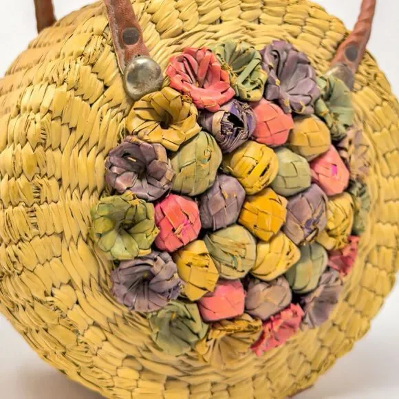 Vintage Woven Straw Sewing Basket Floral Lid Leather Handle Round Boho Bag - Picture 2 of 11